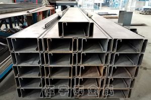 廣州不銹鋼剪折加工，【恒宇泰金屬】全數(shù)控設(shè)備加工