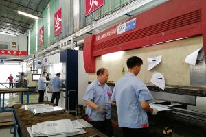 鈑金加工包含哪些工藝？【恒宇泰金屬】50名技術工人專業(yè)解析