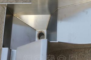 鈑金加工過程中焊接加工件時(shí)需要注意哪些事項(xiàng)-【恒宇泰】國家高新技術(shù)廠家，告知您
