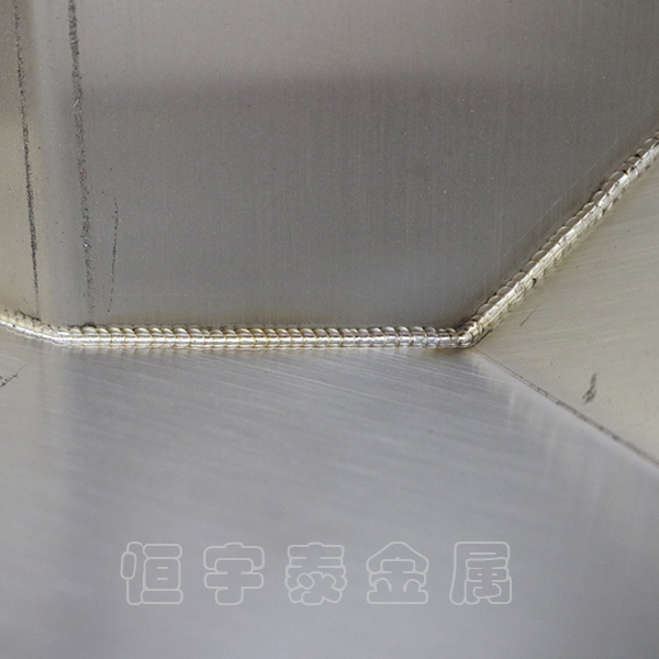 鈑金機(jī)柜在焊接加工過程中有什么注意的點(diǎn)