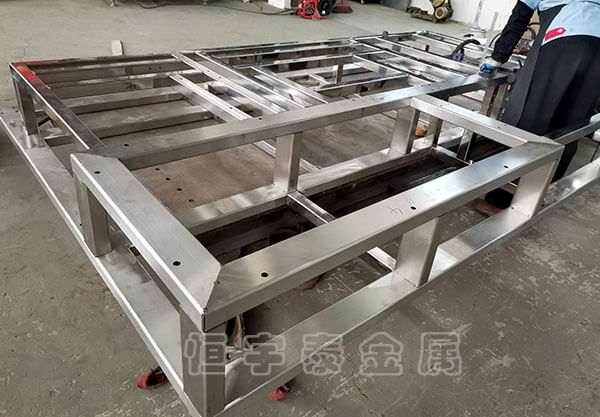 鈑金件焊接加工后應(yīng)注意什么？