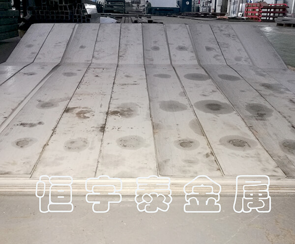 不銹鋼防滑板的應(yīng)用場(chǎng)合你知道多少