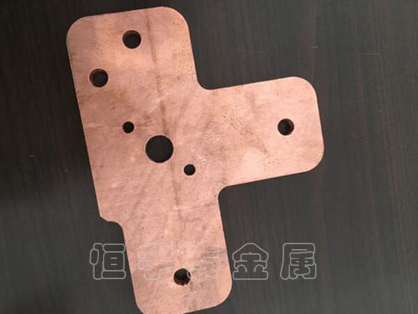 在塑料工業(yè)中激光切割加工被廣泛運(yùn)用