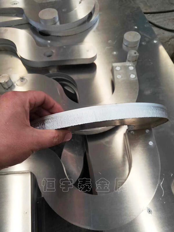 激光切割加工對(duì)加工性能的要求是什么