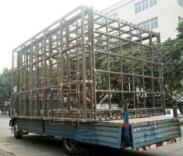 如何最大限度地降低鈑金加工過程中的安全風(fēng)險