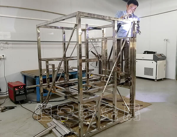 不銹鋼焊管時需要注意哪些問題