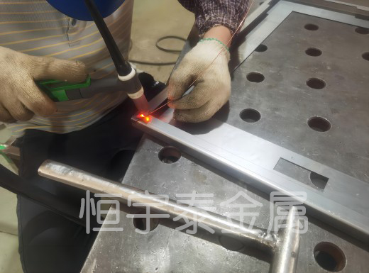 焊接電阻焊對(duì)比亞弧焊有什么區(qū)別